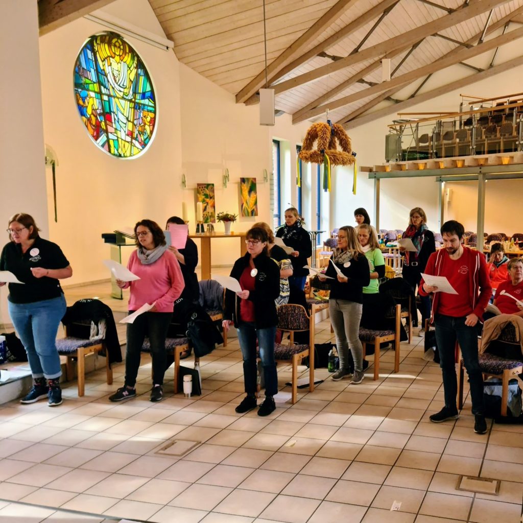 Gospelchor Joy n Music probt in der Lutherkirche Neu Wulmstorf